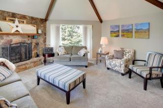 Hike, Golf, Ski and More Family Home in South Weber - 9