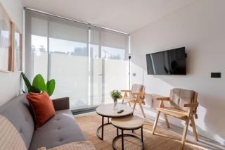 Spacious 2BR Apt Top Las Condes Location - Santiago - 2
