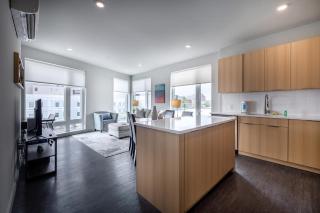 Luxury Private Apt with Pool - 7