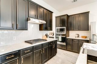 Patio and Pool Access Family Home in Tomball - Hockley - 4
