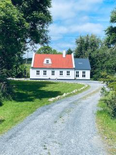Seans Cottage - 1