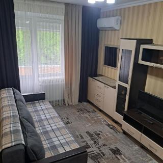 Сдаётся посуточно 2-х комнатная квартира в центре города - 9