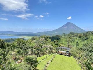 Birdsong Villa, Romantic Suite W- Jacuzzi - El Castillo de La Fortuna - 9