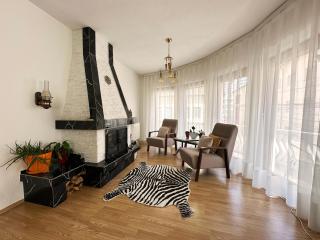 Center of Prishtina - Spacious Apartment - Pristina - 9