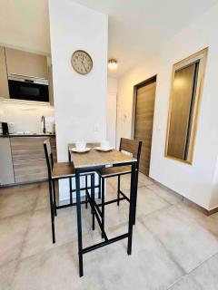 Villa d'Este - Studio 2 people - pool - 2 min to beach - Antibes - 3