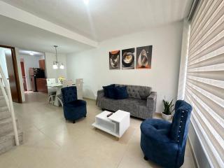 Encantadora Casa con Piscina Cerca a Ukumari, Villa Olimpica y Expofuturo - Pereira - 5