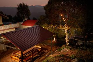 Grill & Chill by Bored Ape Hostels - Kotagiri - Kotagiri - 9