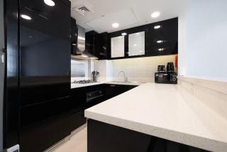 Bay's Edge, Luxury Canal View 2BR in Business Bay - 3