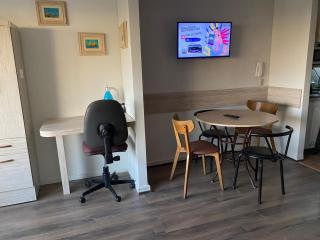 Apartamento Amoblado , en el corazón de Providencia, incluye estacionamiento - Santiago - 5