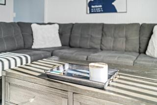 Garibaldi 10 | Modern | Dog Friendly Getaway - 2