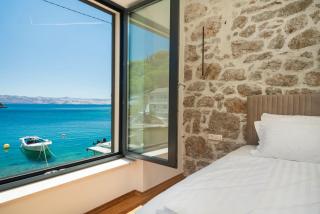 Beachfront Villa Cesarica with Pool - Cesarica - 7