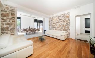 Beachfront Villa Cesarica with Pool - Cesarica - 4