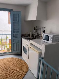 Village Town House with Sea Views and Roof Top Terrace - 2