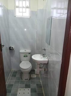 Chambersluxe Accomodation and Restaurant - Keruguya - 6