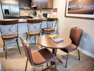 StaysPro - Modern Venice Beach Stay - Walk to Marina & Boardwalk - Los Angeles - 2