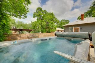 San Antonio Home 2 Mi to Dtwn, Swim Spa! - San Antonio - 8