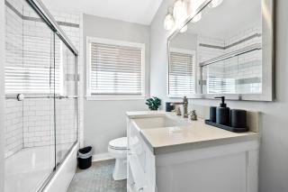 East Atlanta Retreat with 2 Homes Sleeps 16 and Pet Friendly - Decatur - 6