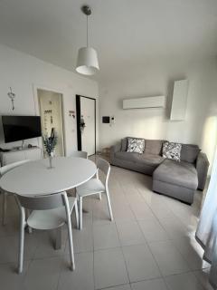 Fiocco's Home, Two-room apartment in the center of Quartu - Quartu SantʼElena - 8
