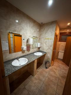 Albergue de peregrino Cruz de Fierro - Foncebadón - 7
