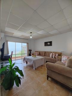 Large Vacation Apartment With A Stunning View In Isfiya, Mount Carmel - דירת נופש עם נוף מדהים בעספיא - ‘Isfiyā - 8