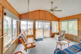 Dock and Fire Pit Lakefront Cottage in Gould City! - Gould City - 0