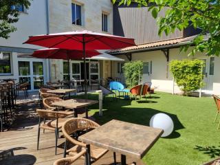 Bloom Hostel Bar & Garden - Bordeaux - 9