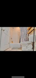 Stylish Getaway Elegant 3BR 2BA Patio Oasis Near NYC, EWR & American Dream Mall - Newark - 6