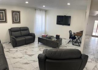 Cozy and spacious house in Las Vegas - 4