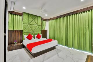 Hotel O Stay Inn - Bodakdev - 9