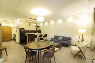 Central and Comfy Tbilisi 1BR Apartment - by Wehost - Tbilisi - 2