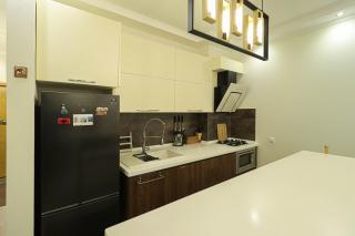 Central and Comfy Tbilisi 1BR Apartment - by Wehost - Tbilisi - 1