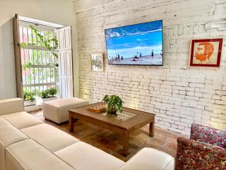 Cozy 4BR Getsemaní Home with Rooftop & Plunge Pool - Cartagena das Índias - 9