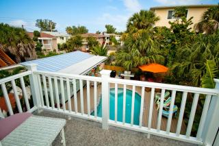 Angie's Place - Bradenton Beach - 2