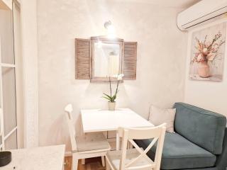 Cozy Apartment with garden and parking, near Center - Zagreb - 4