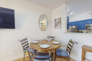 Sapphire of Belltown Court - Seattle - 1
