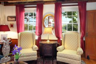Gorgeous Cape Cod Mansion With Spa Near Beach - Barnstable - 2