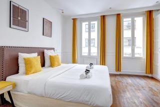 Chic Terrasse a 5min des Champs-Elysees with AC - Paris - 7