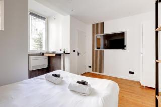 Studio Neuf et Climatise sur les Champs Elysees - Paris - 0
