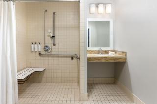 TownePlace Suites by Marriott Erie - Erie - 2