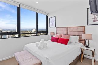 High Level 1 Bedroom Apartment in Paradise - Gold Coast - 3