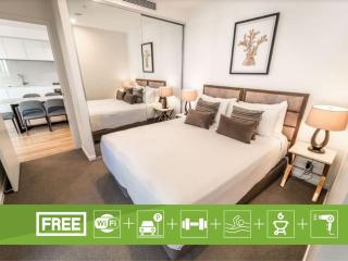 Nerang River Views Spacious 2 Bedroom Apt - Gold Coast - 0