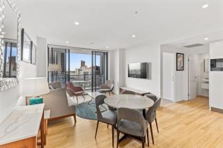 Spacious 2 Bedroom Apartment in Paradise - Gold Coast - 6
