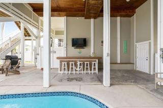Big Kahuna - Canal Front Home with Private Pool - Holden Beach - 7