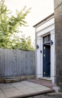 Historic Trackside Retreat, Charming Getaway - Stirling - 3