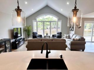 Be our first guests - Rexton - 7