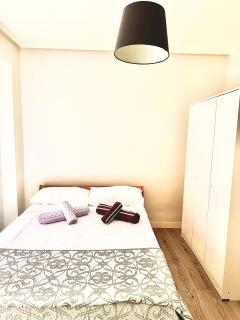 Habitación a 20 minutos de la Playa y 10 minutos del Puerto de Valencia - Valência - 3