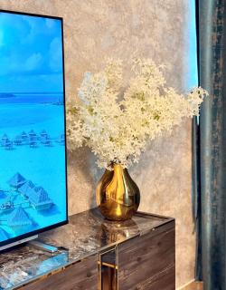 BEST PLACE HOLIDAY HOME ii FREE PARKING - Ajman - 5