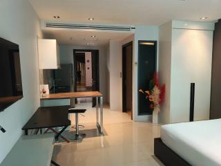 Emerald Terrace Serenity 11 - 5th Floor Garden View by PSR - 7