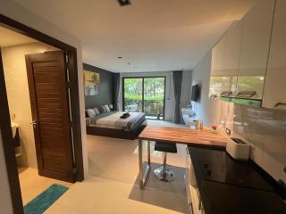 Emerald Terrace Condo 2A-Studio Garden View by PSR - Patong - 8