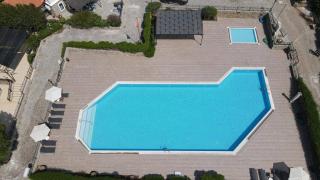 Oludeniz Luxury Villa with Jacuzzi, Common Pool - Fethiye - 9